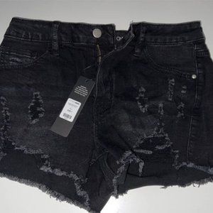 Fashion Nova black jean shorts size 7